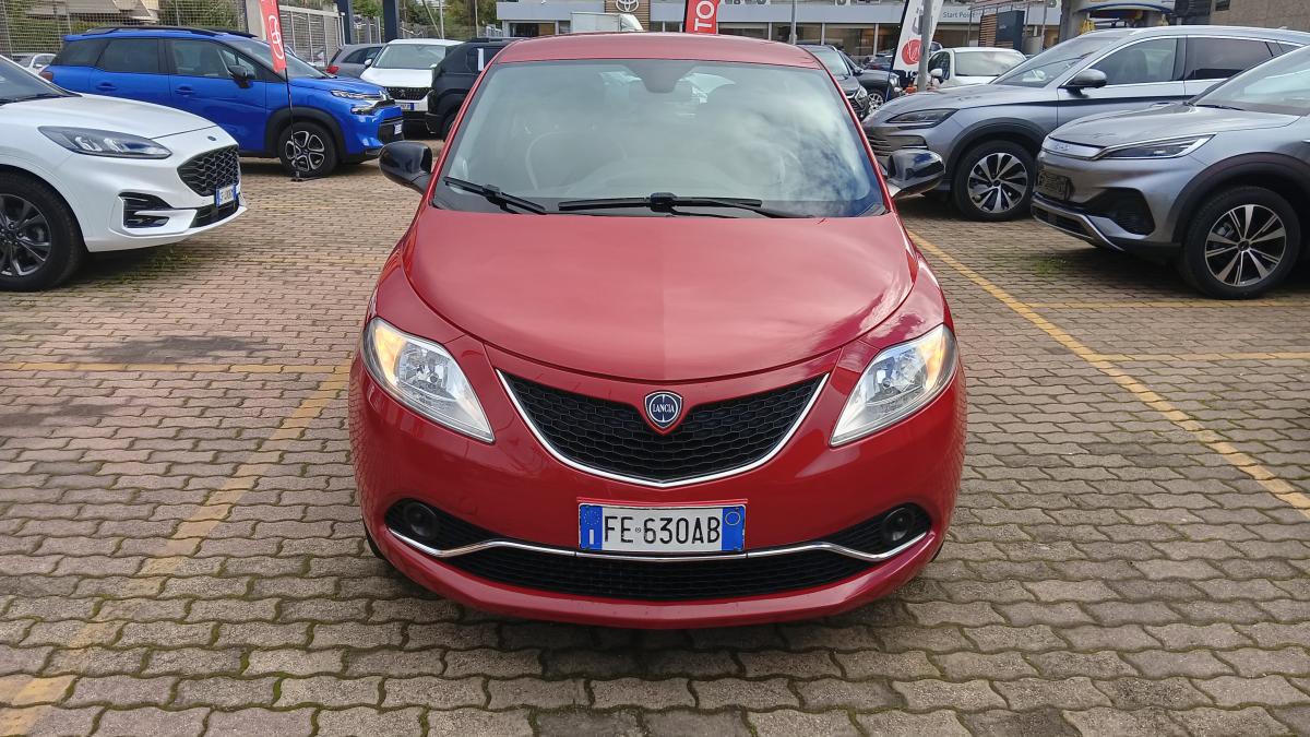 Lancia Ypsilon 1.2 69 CV 5 porte GPL Gold